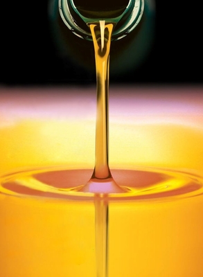 242-960-5 modificateur liquide jaunâtre en plastique d'huile de l'oléate PETO de Pentaerythrityl de modificateurs